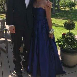 Blue prom dress